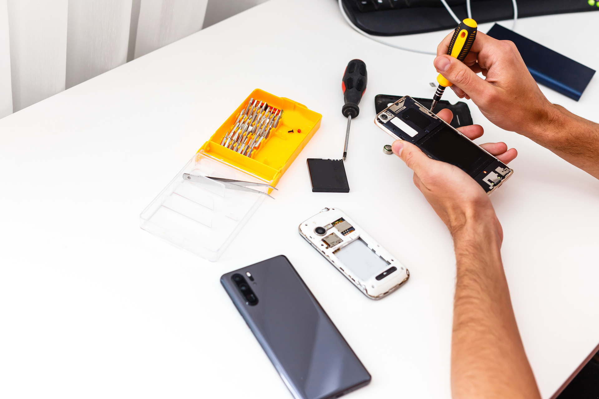 アンドロイドに対応 | 福岡県福岡市のスマホ修理ならスマホドクター福岡空港東店